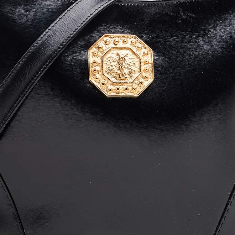 مملوكة مسبقًا Yves Saint Laurent Black Leather Vintage Shoulder Bag