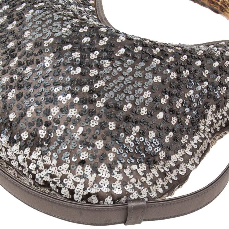 مملوكة مسبقًا Yves Saint Laurent Grey Sequins And Satin Mombasa Horn Hobo