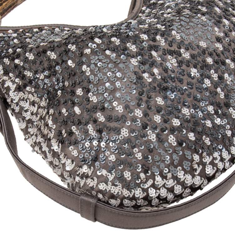 مملوكة مسبقًا Yves Saint Laurent Grey Sequins And Satin Mombasa Horn Hobo