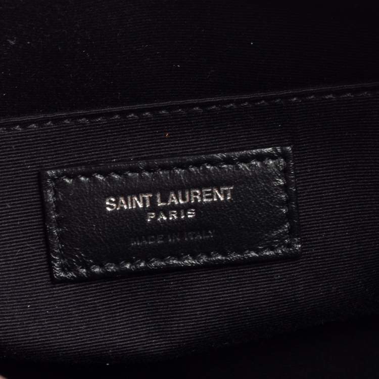 Pre Owned Yves Saint Laurent White/Red Grain De Poudre Lips Print Leather Medium Camera Bag