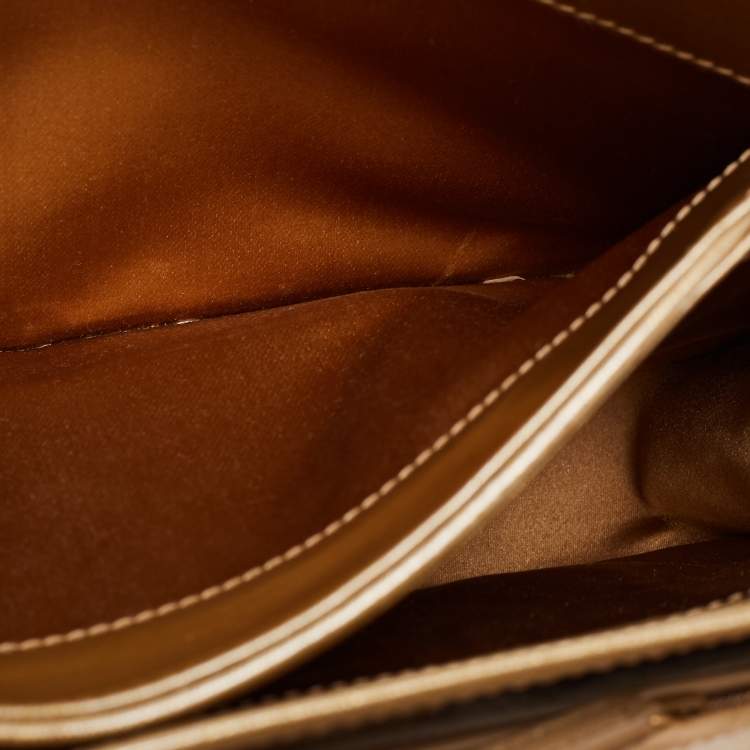 Pre Owned Yves Saint Laurent Gold Patent Leather Medium Chyc Shoulder Bag 