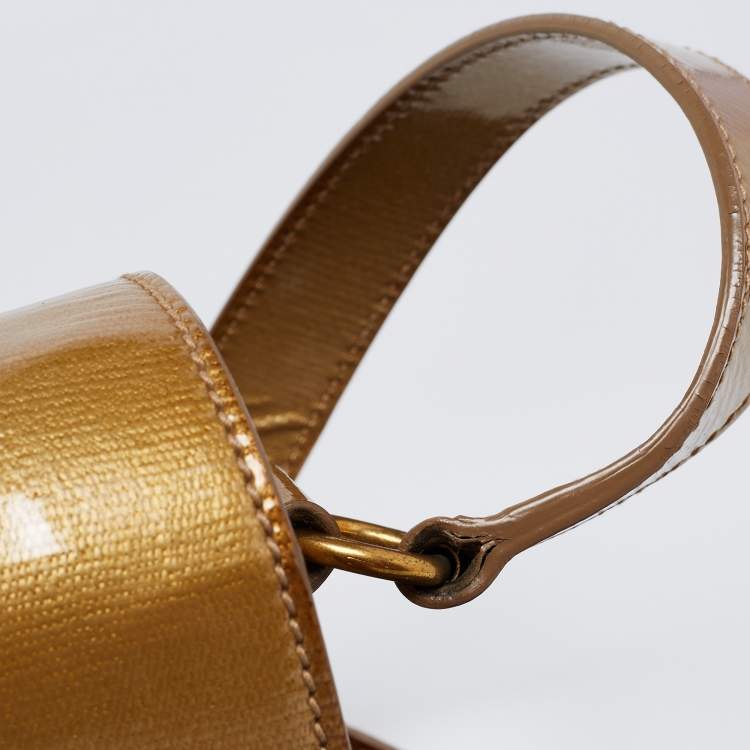 Pre Owned Yves Saint Laurent Gold Patent Leather Medium Chyc Shoulder Bag 