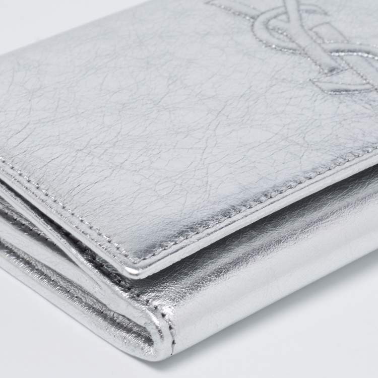 مملوكة مسبقًا Yves Saint Laurent Metalic Silver Leather Belle De Jour Continental Wallet