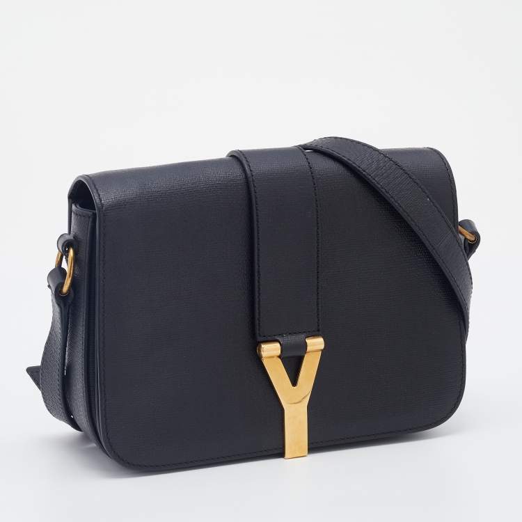 مملوكة مسبقًا Yves Saint Laurent Black Leather Medium Chyc Flap Bag