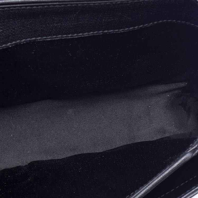 مملوكة مسبقًا Yves Saint Laurent Black Leather Medium Chyc Flap Bag