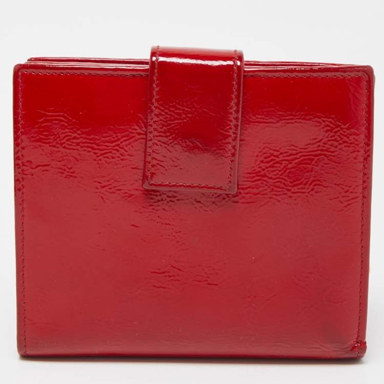 Pre Owned Yves Saint Laurent Red Patent Leather Belle de Jour Compact Wallet