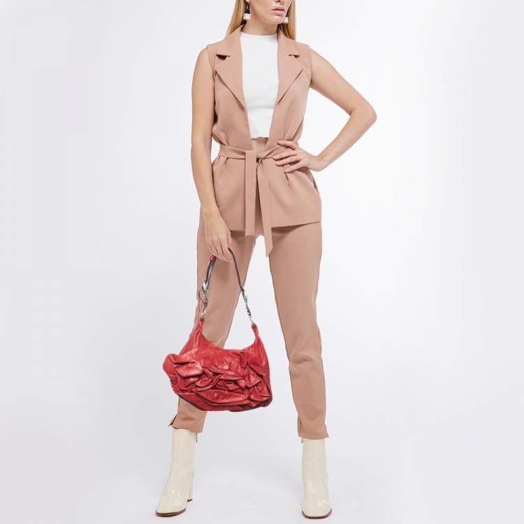 مملوكة مسبقًا Yves Saint Laurent Red Leather Petal Nadja Hobo