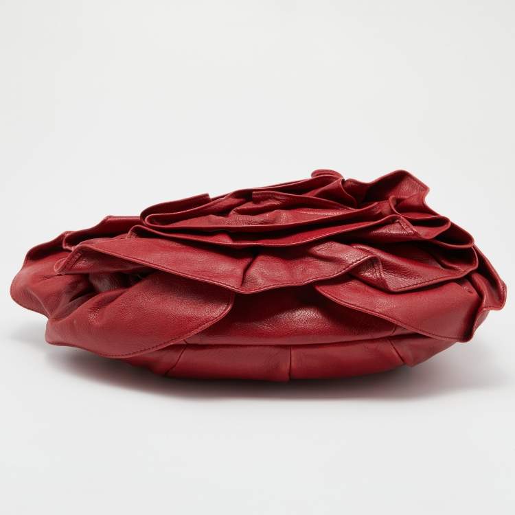 مملوكة مسبقًا Yves Saint Laurent Red Leather Petal Nadja Hobo