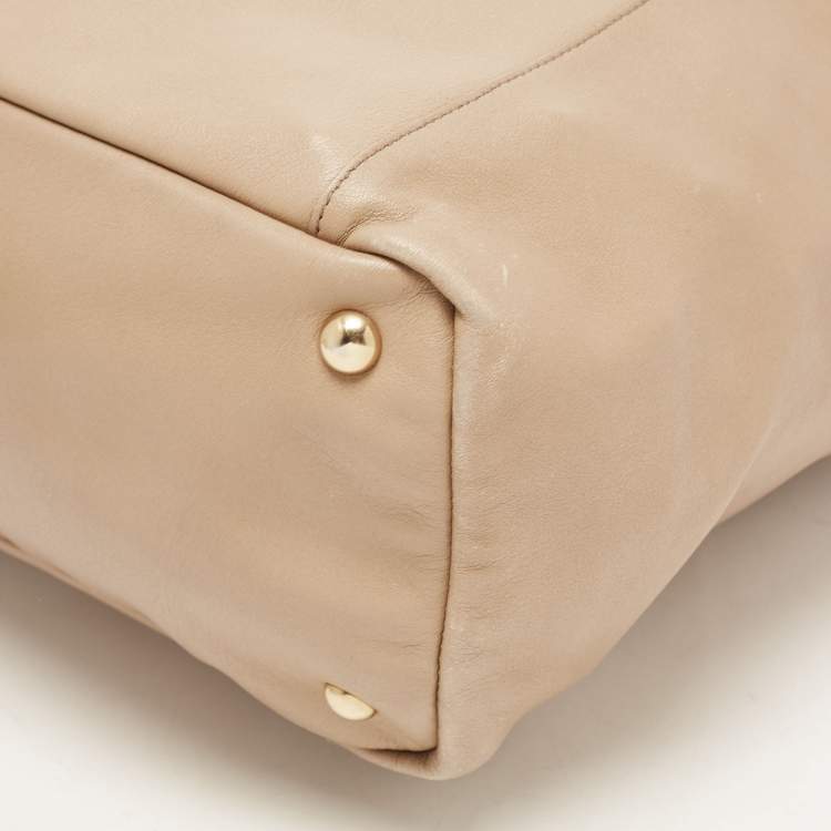 Pre Owned Yves Saint Laurent Beige Leather Lucky Chyc Tote