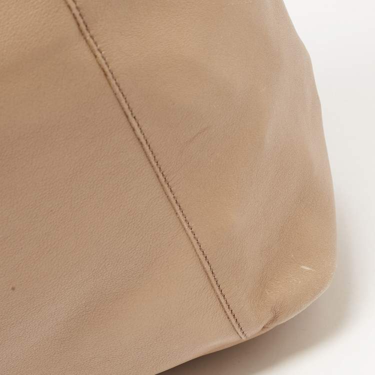 Pre Owned Yves Saint Laurent Beige Leather Lucky Chyc Tote