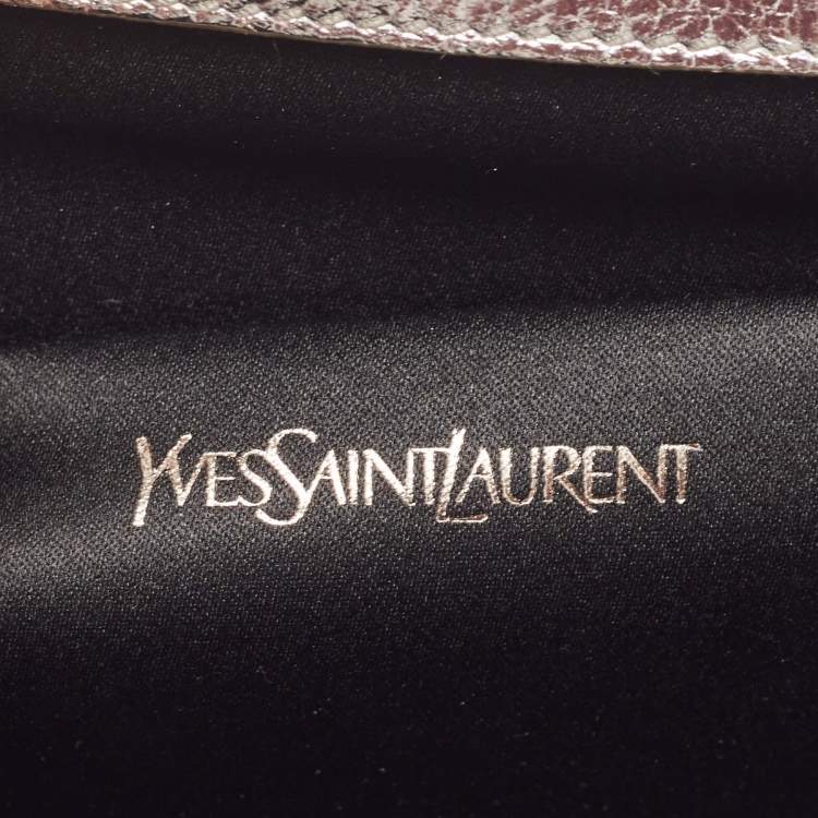Pre Owned Yves Saint Laurent Silver Leather Belle De Jour Flap Clutch