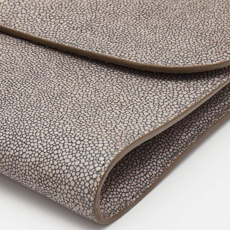 Pre Owned Yves Saint Laurent Grey Stingray Embossed Leather Sac Muse Clutch