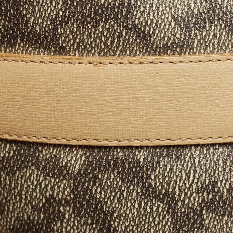 Pre Owned Yves Saint Laurent Grey/Brown Giraffe Print Coated Canvas Tote