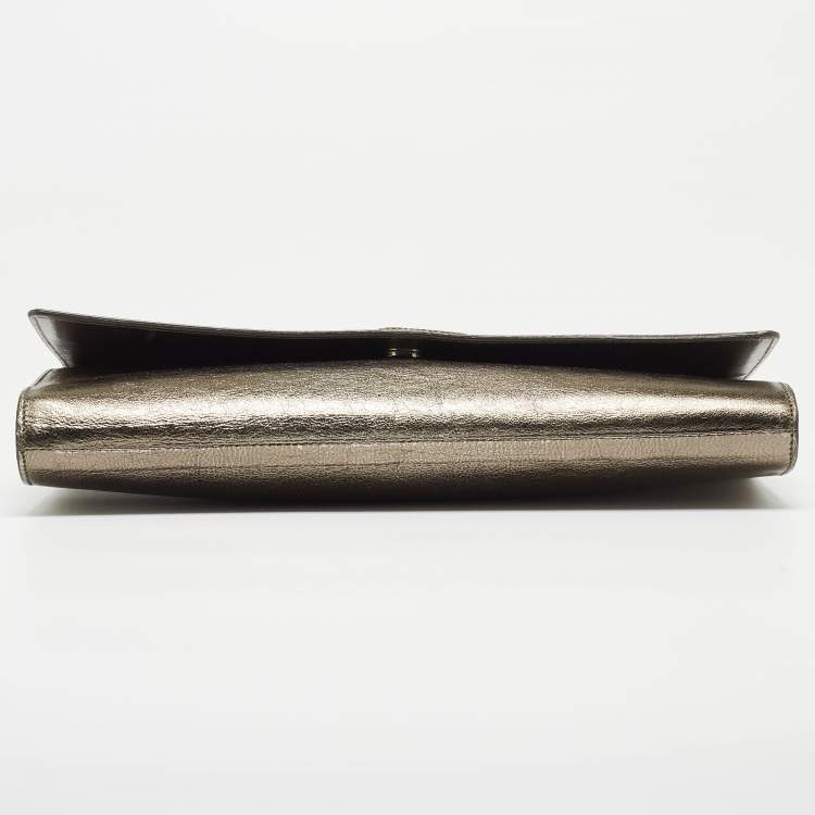 Pre Owned Yves Saint Laurent Metallic Leather Belle De Jour Flap Clutch