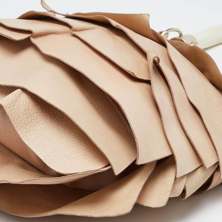 مملوكة مسبقًا Yves Saint Laurent Beige Leather St. Tropez Horn Hobo