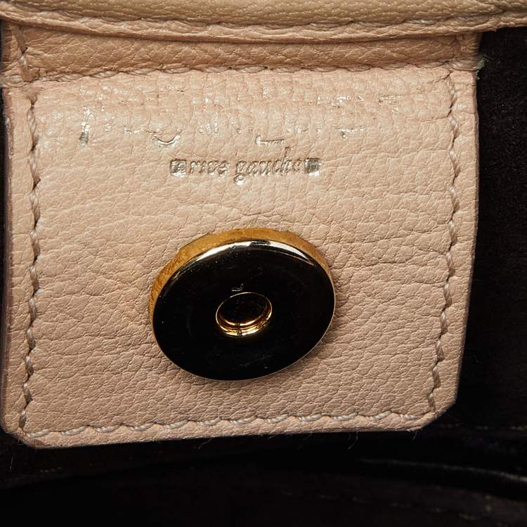 مملوكة مسبقًا Yves Saint Laurent Beige Leather St. Tropez Horn Hobo
