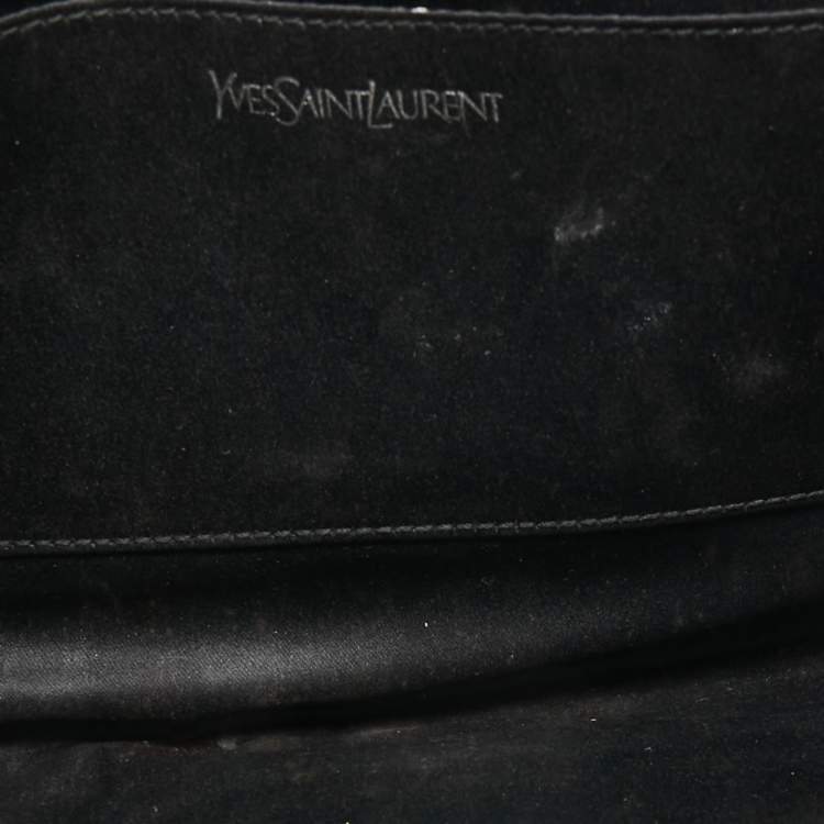 Pre Owned Yves Saint Laurent Silver Leather Belle De Jour Flap Clutch