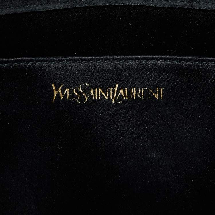 Pre Owned Yves Saint Laurent Black Patent Leather Belle De Jour Flap Clutch