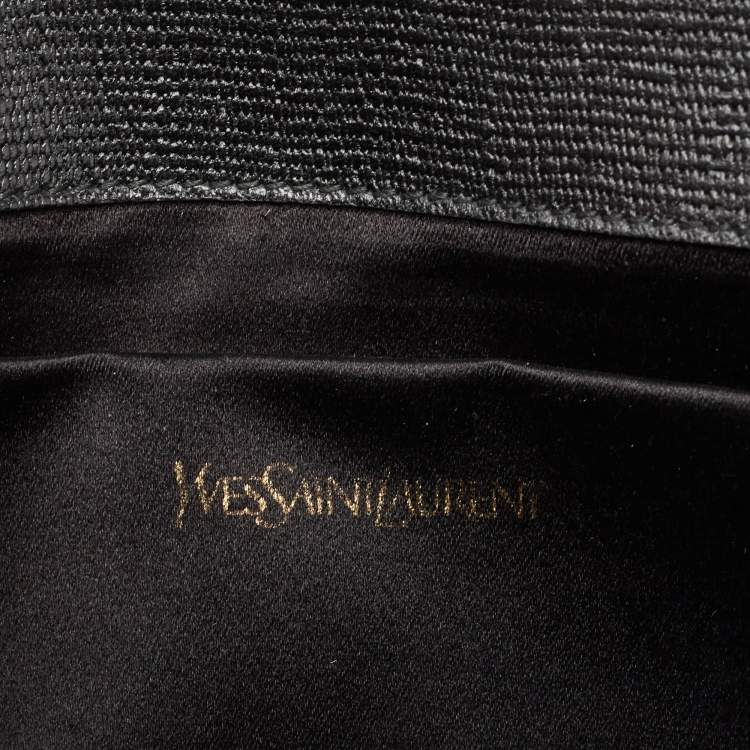 Pre Owned Yves Saint Laurent Black Leather Y-Ligne Clutch