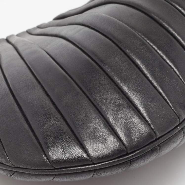 Pre Owned Yves Saint Laurent Black Leather Pleated Mombasa Hobo