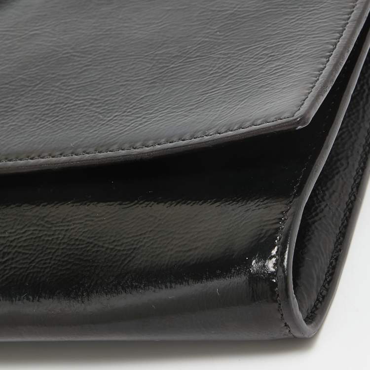Pre Owned Yves Saint Laurent Black Patent Leather Belle De Jour Flap Clutch