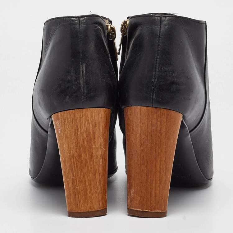 Pre Owned Yves Saint Laurent Black Leather Zip Up Boots Size 41