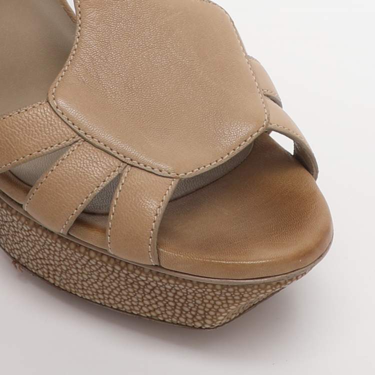 Pre Owned Yves Saint Laurent Beige Leather and Stingray Leather Platform Sandals Size 37