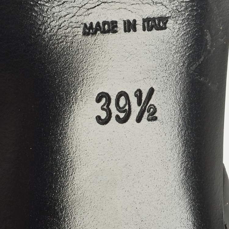 مملوكة مسبقًا Yves Saint Laurent Tribute Size 39.5 Black Patent Leather Platform Sandals