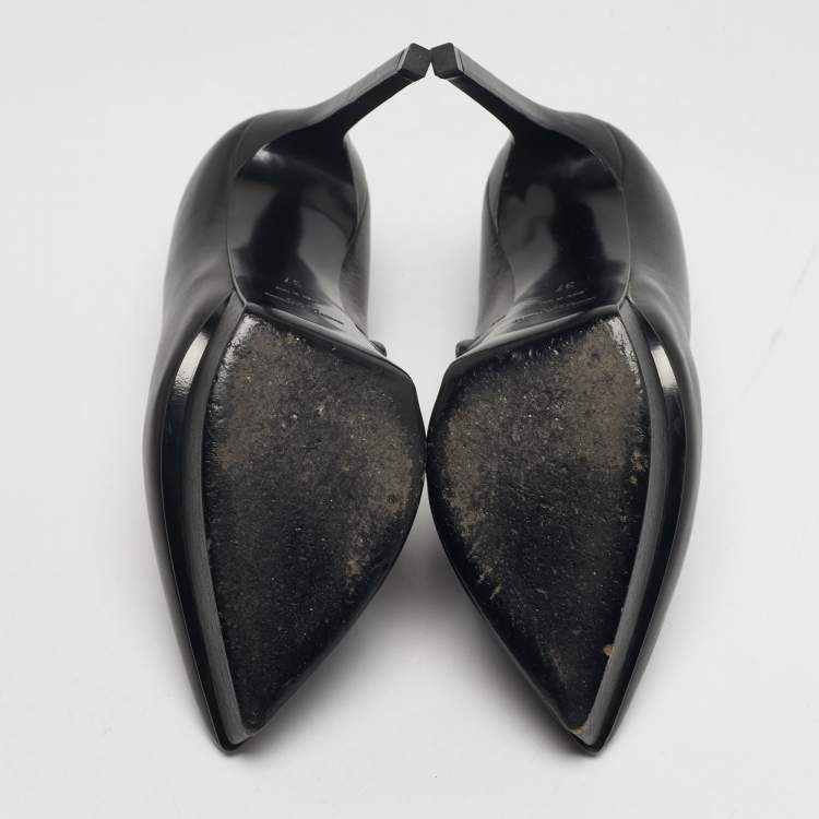 مملوكة مسبقًا Yves Saint Laurent Size 37 Black Platform Leather Booties