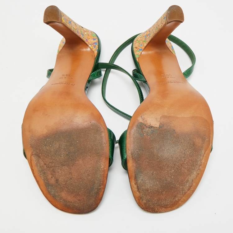 Pre Owned Yves Saint Laurent Size 38.5 Green Patent Leather Ankle Wrap Sandals