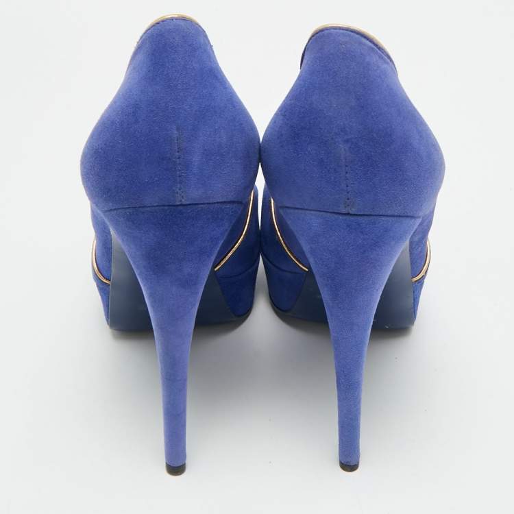 مملوكة مسبقًا Yves Saint Laurent Size 40 Blue/Gold Suede Platform Pumps