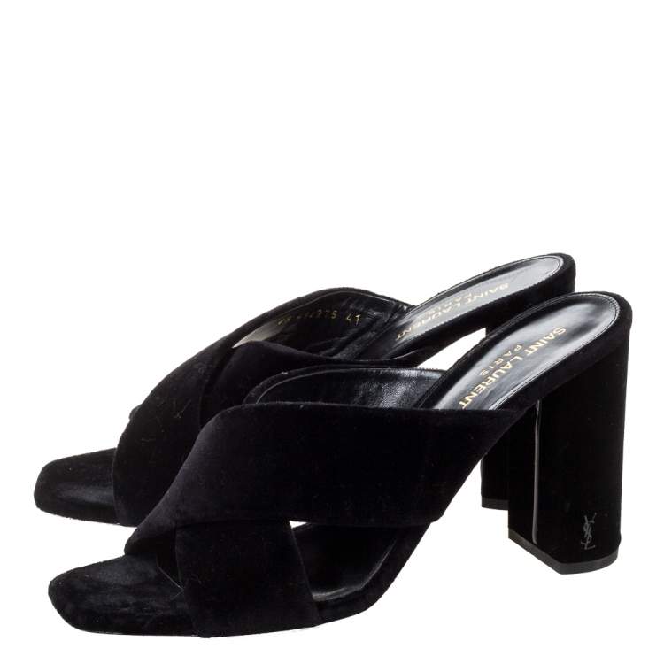 مملوكة مسبقًا Saint Laurent Paris Black Velvet LouLou Cross Strap Sandals Size 41