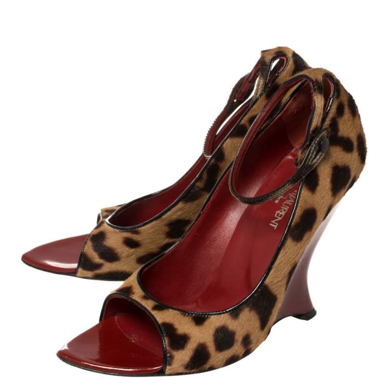Pre Owned Yves Saint Laurent Animal Print Calf Hair Ankle Strap Wedge Sandals Size 39