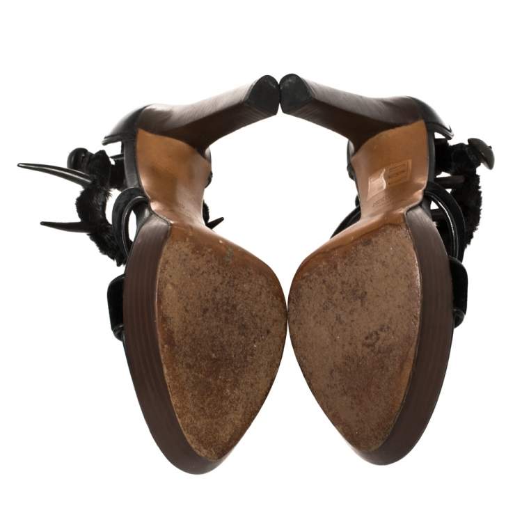 مملوكة مسبقًا Yves Saint Laurent x Tom Ford Velvet And Leather Fur Ankle Strap Safari Platform Sandals Size 38.5