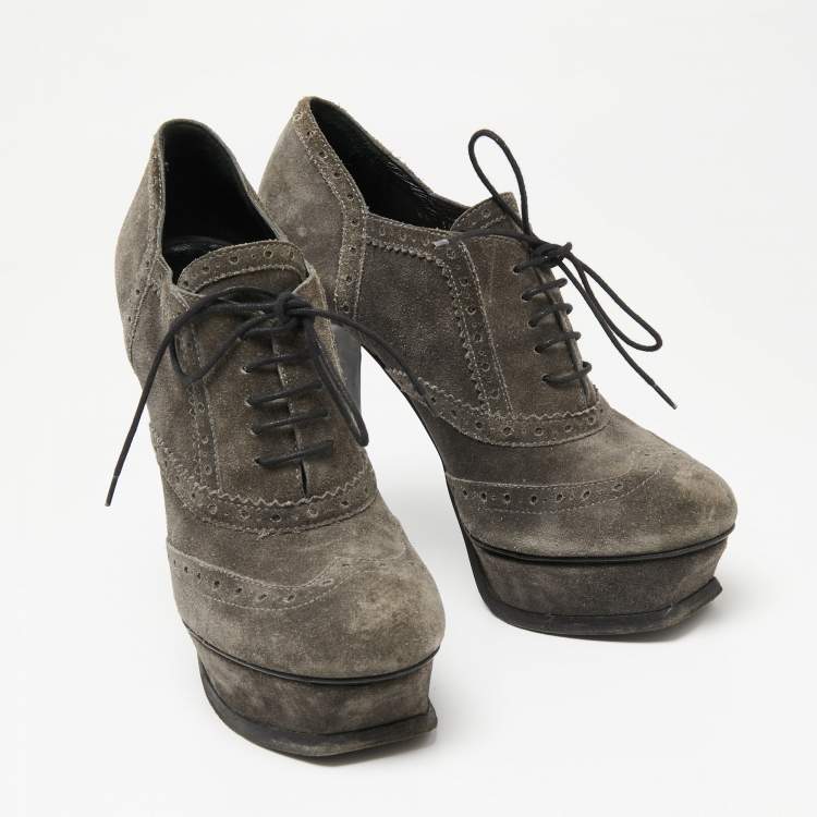 Pre Owned  Yves Saint Laurent Grey Suede Janis Booties Size 39.5