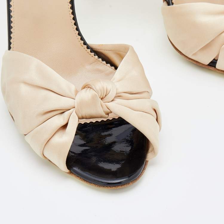 Pre Owned Yves Saint Laurent Beige/Black Satin Knotted Bow And Patent Leather Ankle Strap Sandals Size 39.5