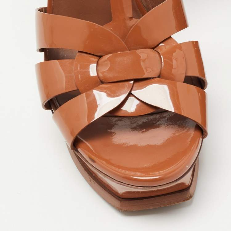 مملوكة مسبقًا Yves Saint Laurent Brown Patent Leather Tribute Sandals Size 39.5