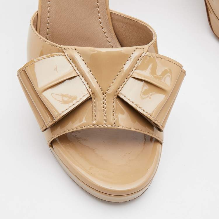 Pre Owned Yves Saint Laurent Beige Patent Leather Platform Slingback Sandals Size 39