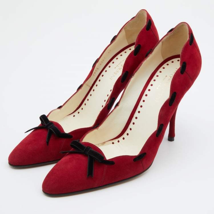 Pre Owned Yves Saint Laurent Red/Black Suede and Velvet Bow Pumps Size 40