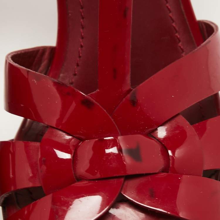 مملوكة مسبقًا Yves Saint Laurent Burgundy Patent Leather Tribute Sandals Size 38.5