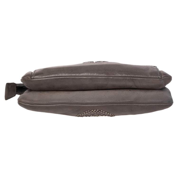 Pre Owned Zadig and Voltaire Grey Leather Skull Studded Wristlet Pouch