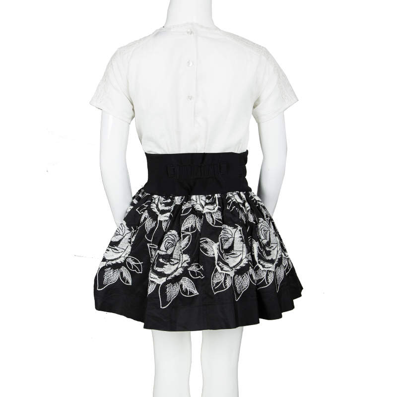 Pre Owned Monnalisa Monochrome Rose Emroidered Gathered Skirt 4 Yrs