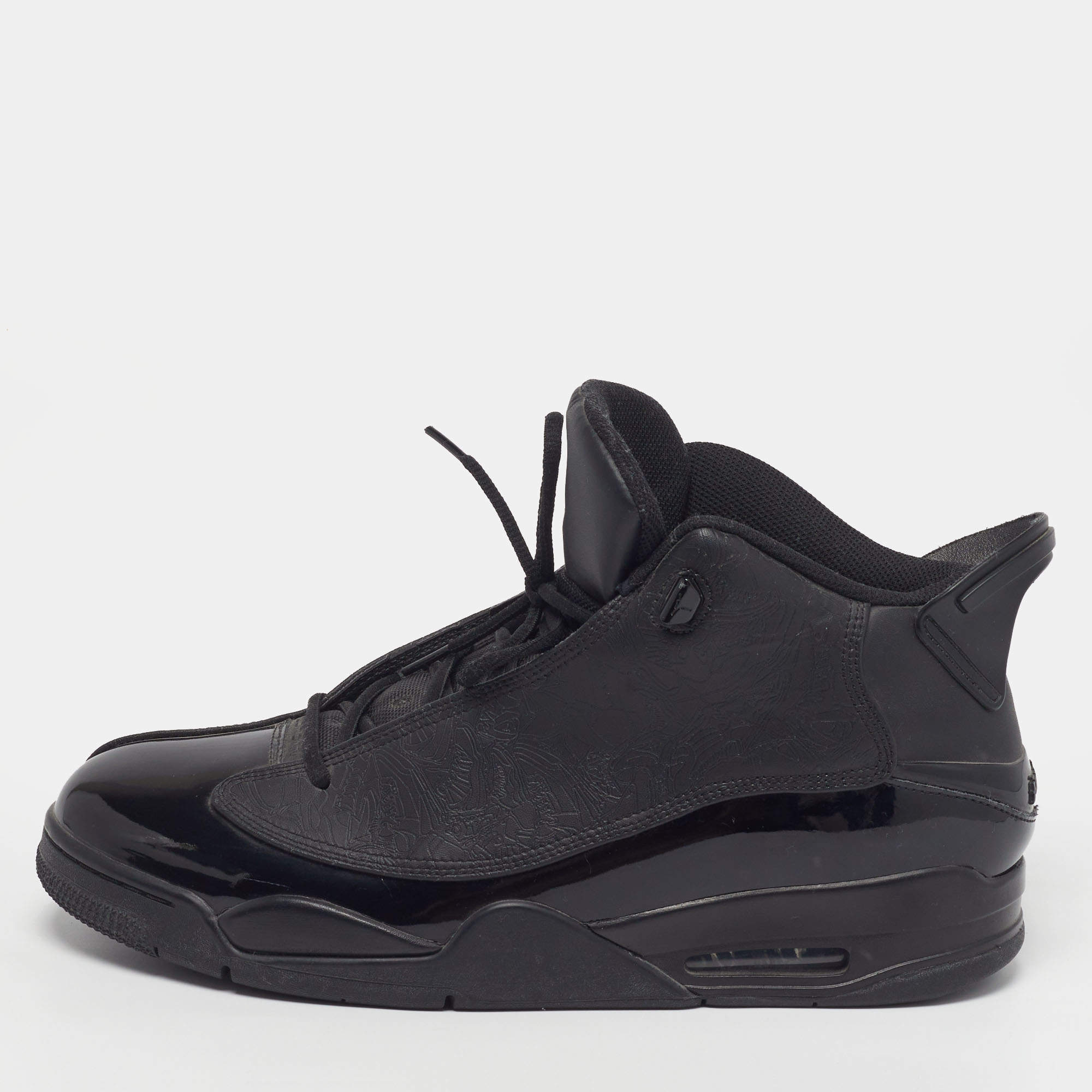 مملوكة مسبقًا Air Jordans Dub Zero Size 47.5 Black Leather and Patent Lace Up Sneakers