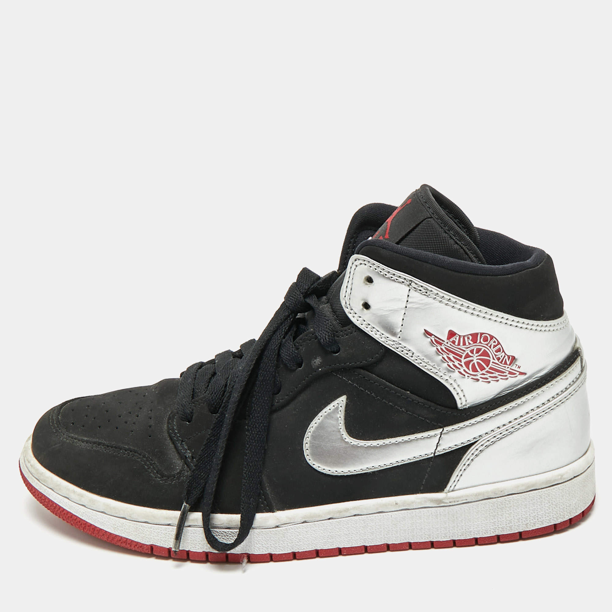 Pre Owned Jordan Silver/Black Leather and Nubuck 1 Retro High OG Sneakers Size 40