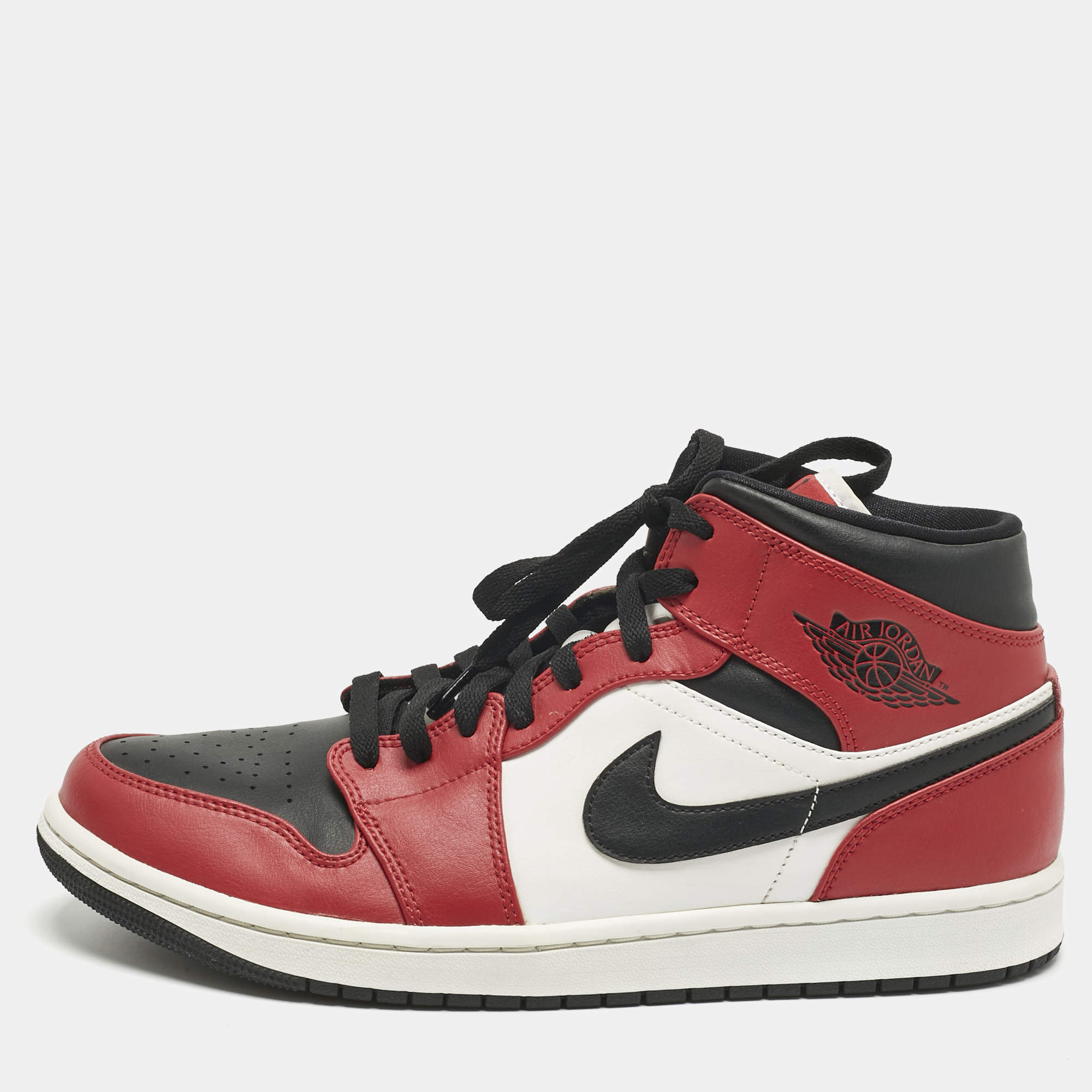 Pre Owned حذاء رياضي اير جوردانز جلد أسود/رمادي جوردان 1 ميد شادو أحمر مقاس 45