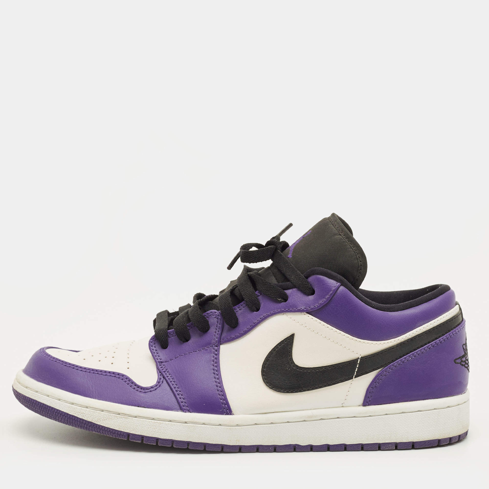 Pre Owned حذاء رياضي إير جوردانز جوردان 1 منخفض بريد تو جلد أسود/أحمر مقاس 45