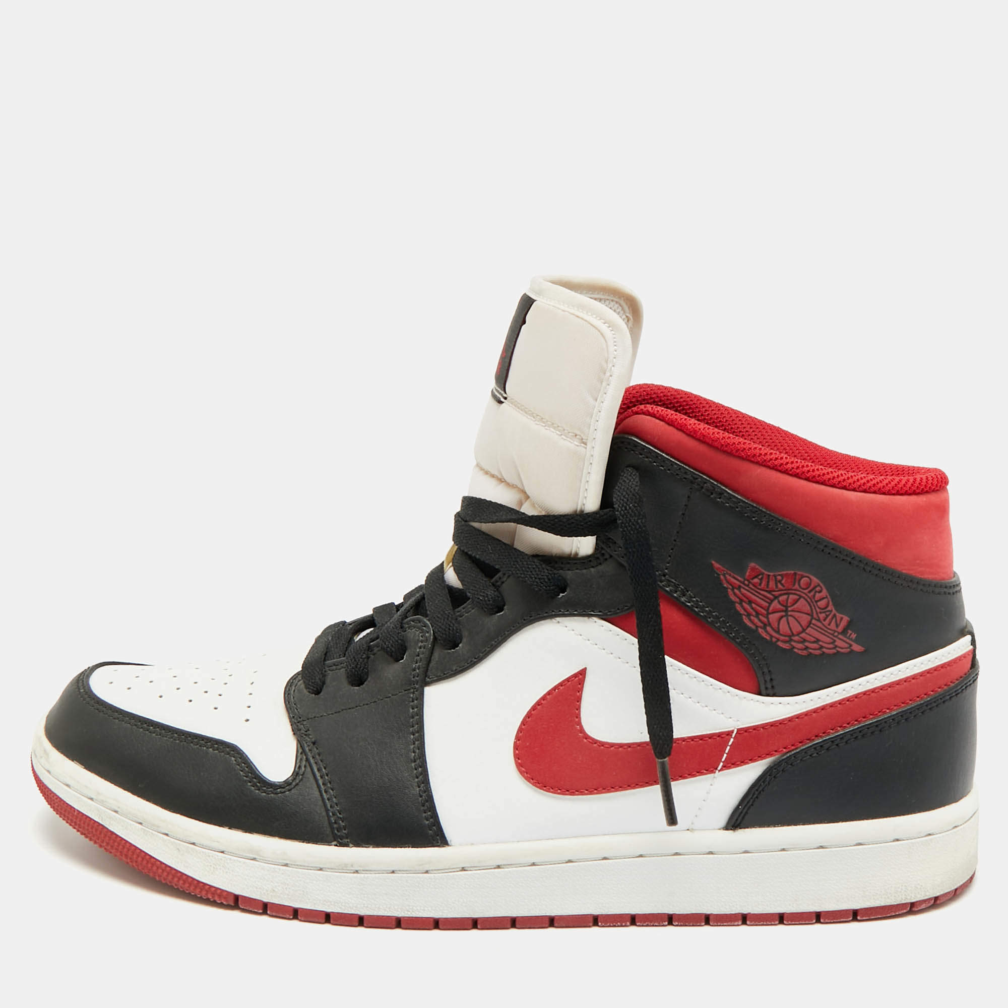 Pre Owned Air Jordans 1 Mid Gym Red Size 46 White/Black Fabric and Leather Mid Top Sneakers