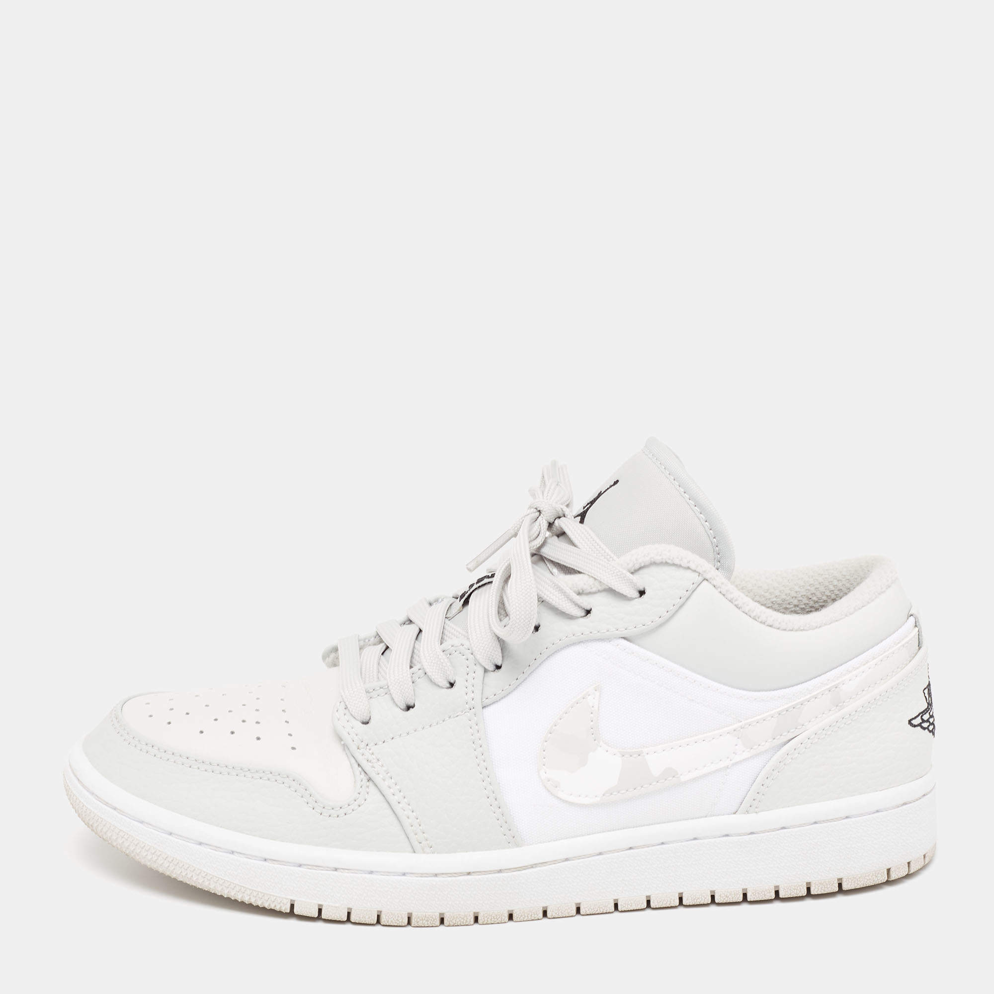 Jordan 1 Low Light Smoke Grey/White Leather  Sneakers Size 42