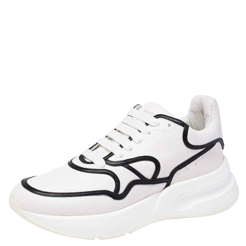 مملوكة مسبقًا Alexander McQueen White/Black Leather Oversized Runner Sneakers Size 44