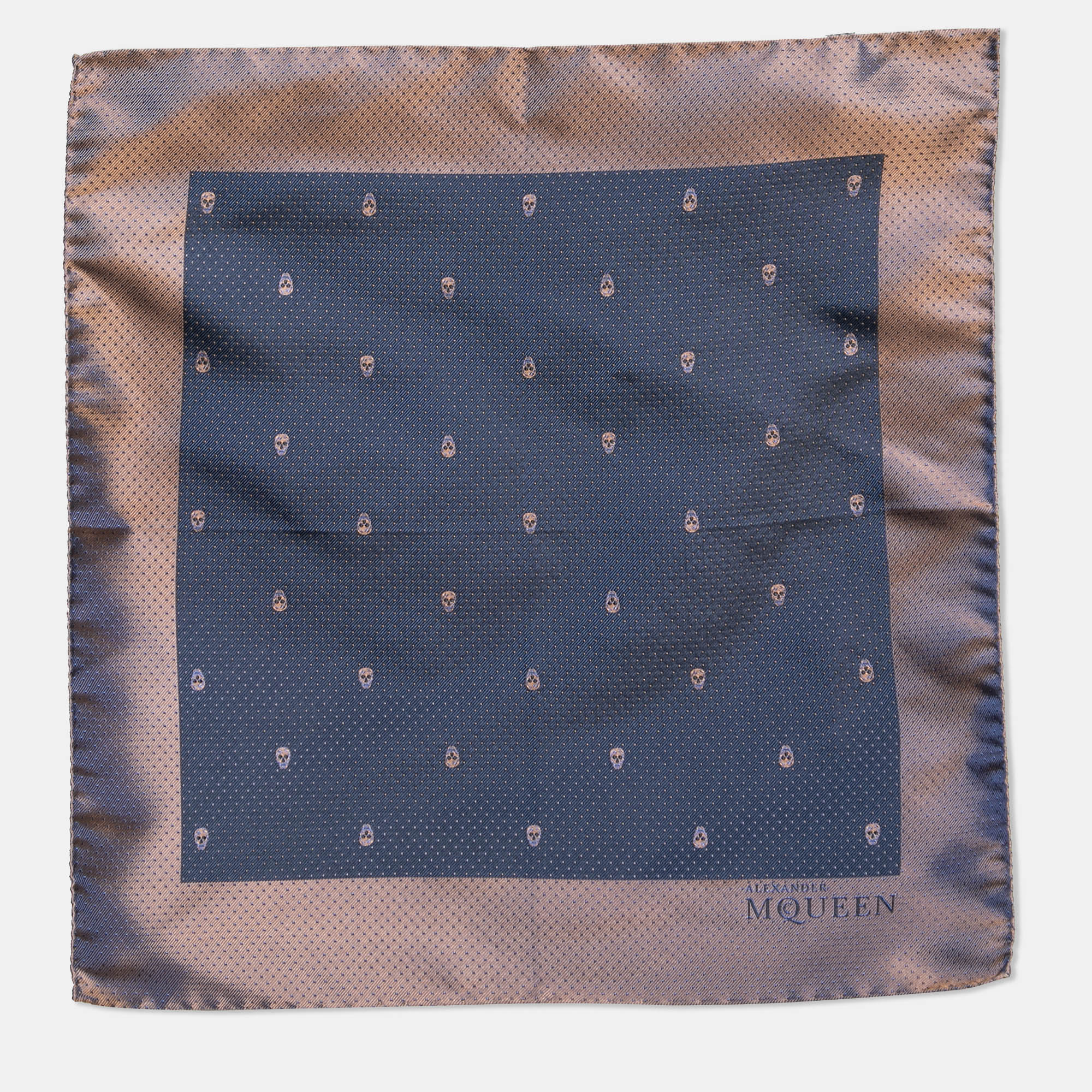 Pre Owned Alexander McQueen Gold & Blue Skull Jacquard Silk Pocket Square